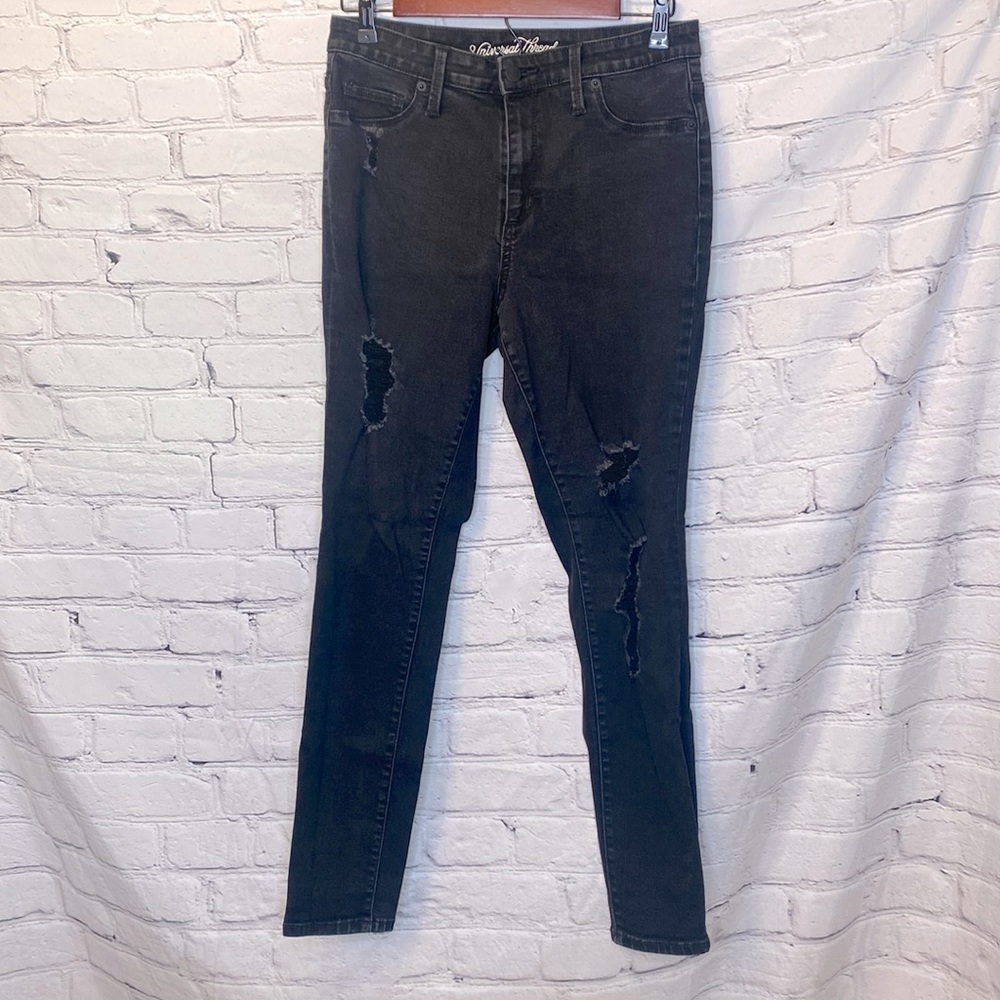 Universal Thread Black Distressed Jeans Size 10/30R Excellent Condition